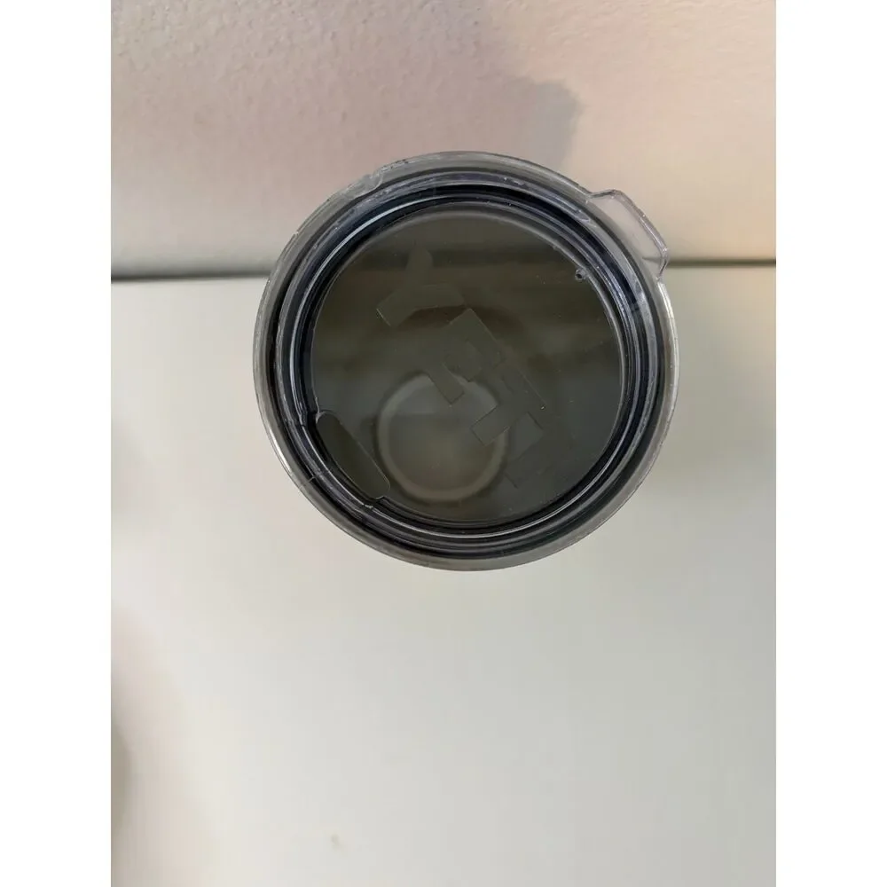 30oz Yeti NEW RED